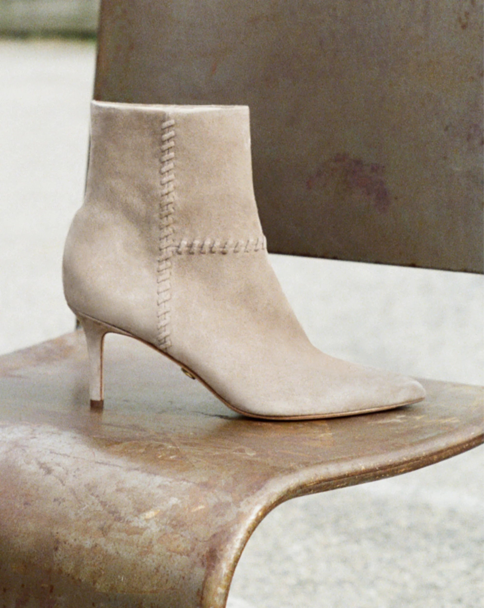 Lisa Whipstitch Mid-Heel Ankle Boot