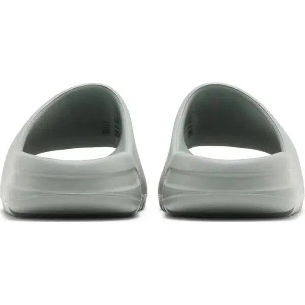 Yeezy Slides 'Salt'