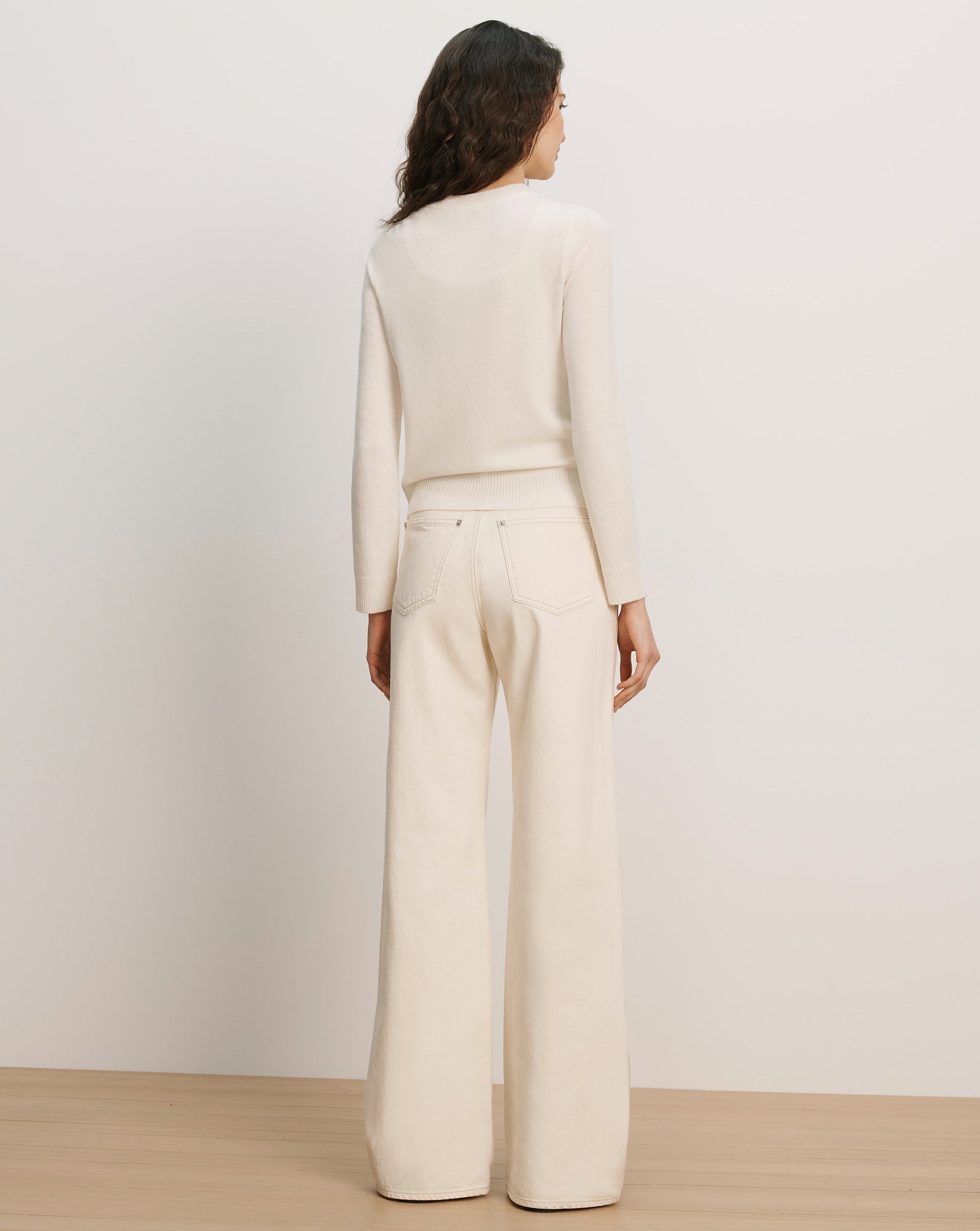 Daro Embroidered Cashmere Cardigan