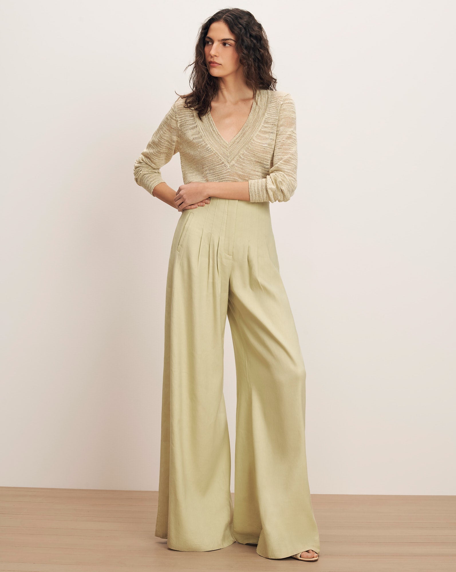 Coleta V-Neck Sweater