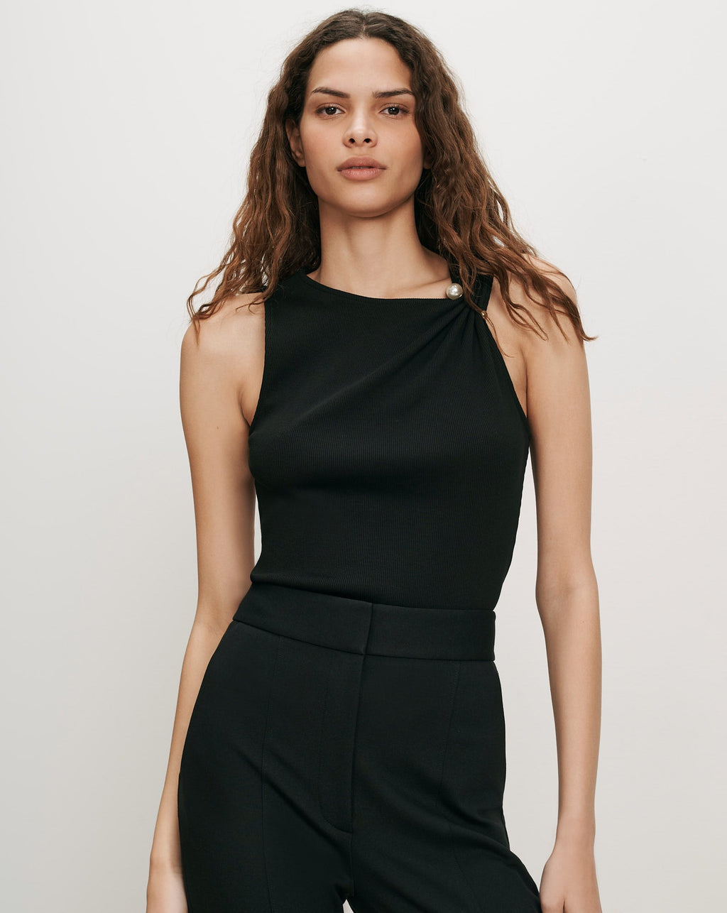 Deylin Brooch Tank Top