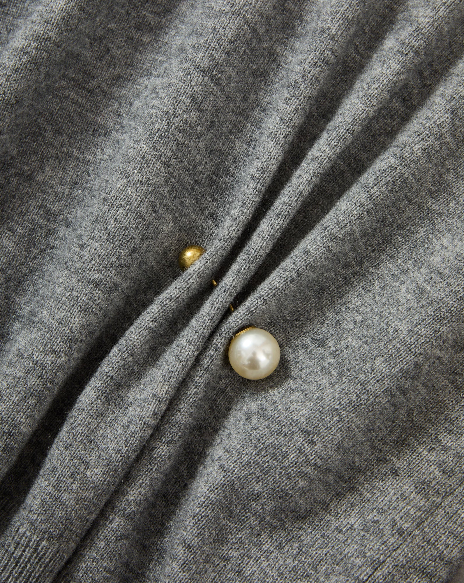 Frankie Brooch Pullover