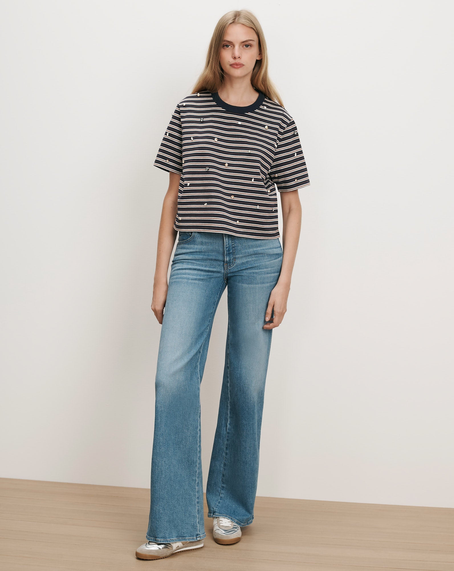 Taylor Mid-Rise Wide-Leg Jean