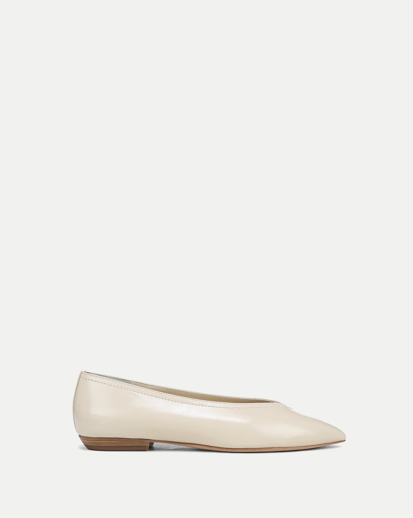 Bancroft Leather Flat