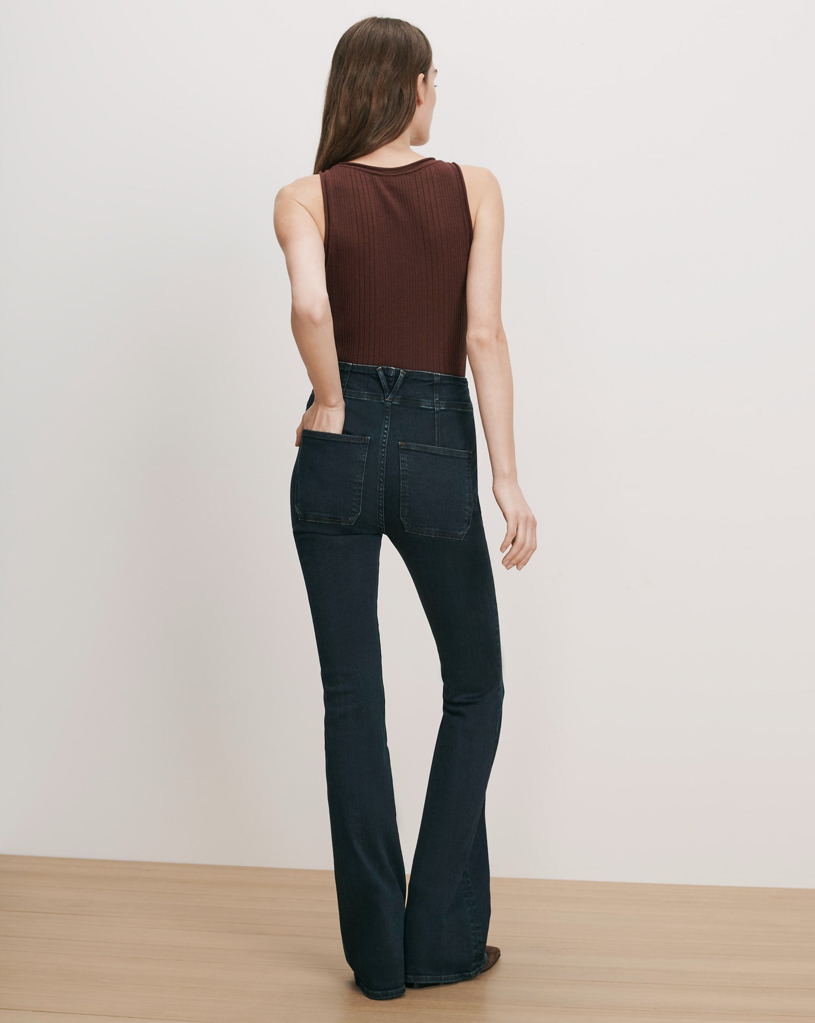 Beverly Skinny-Flare Chain-Detail Jean
