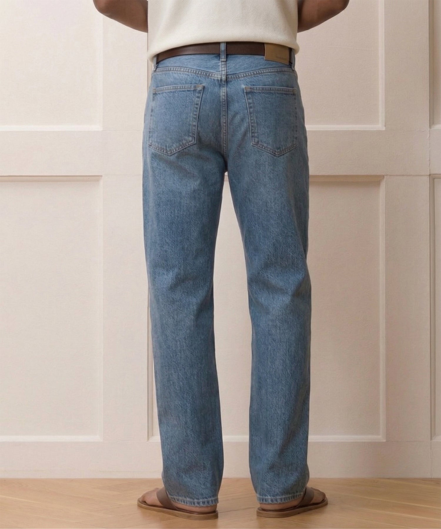 Relaxed Summerweight Jean in Medium Indigo