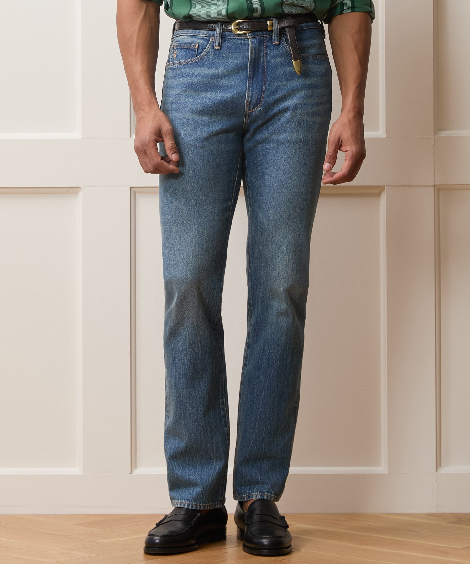 Straight Fit Summerweight Jean in Medium Indigo