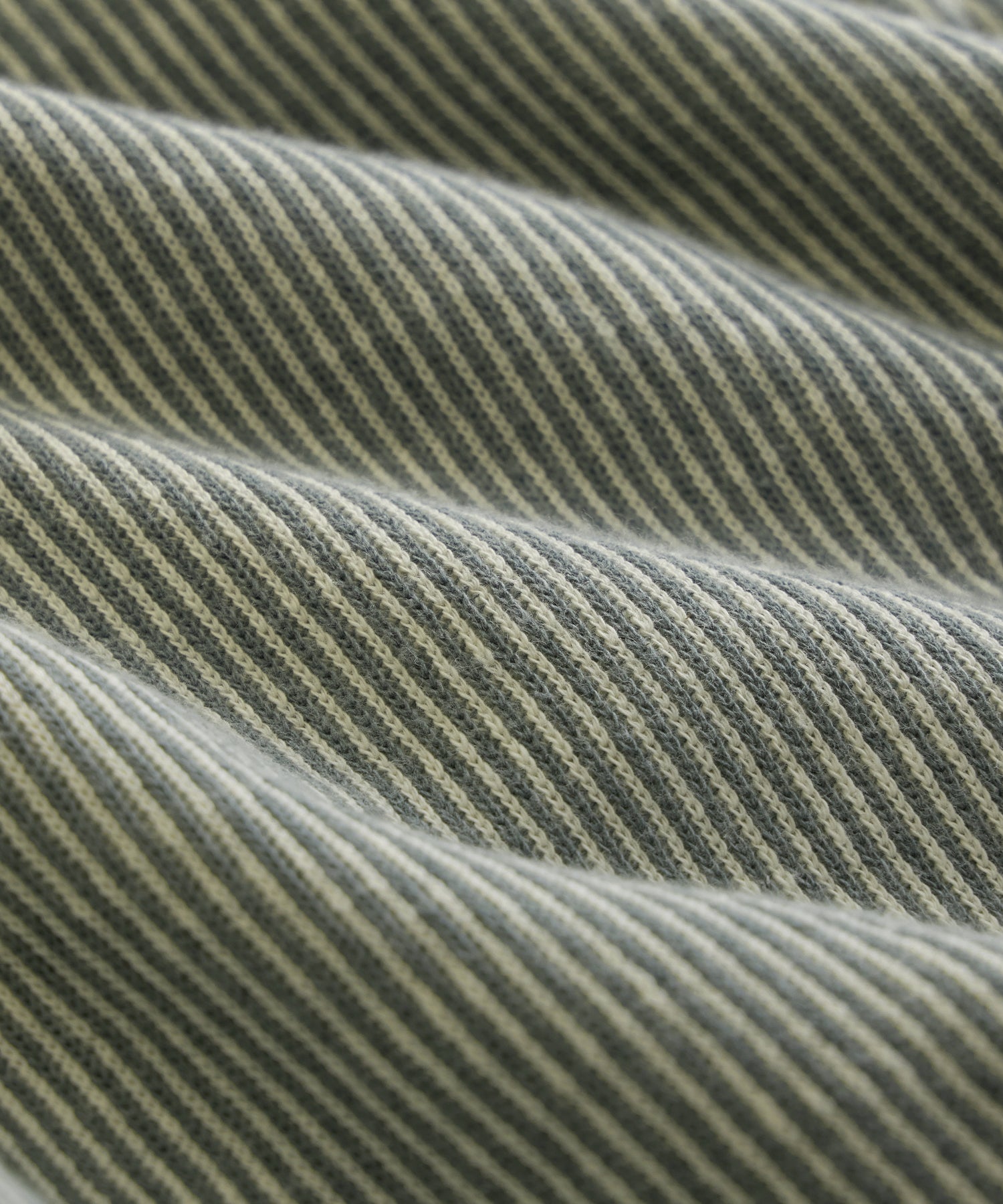 6" Striped Short