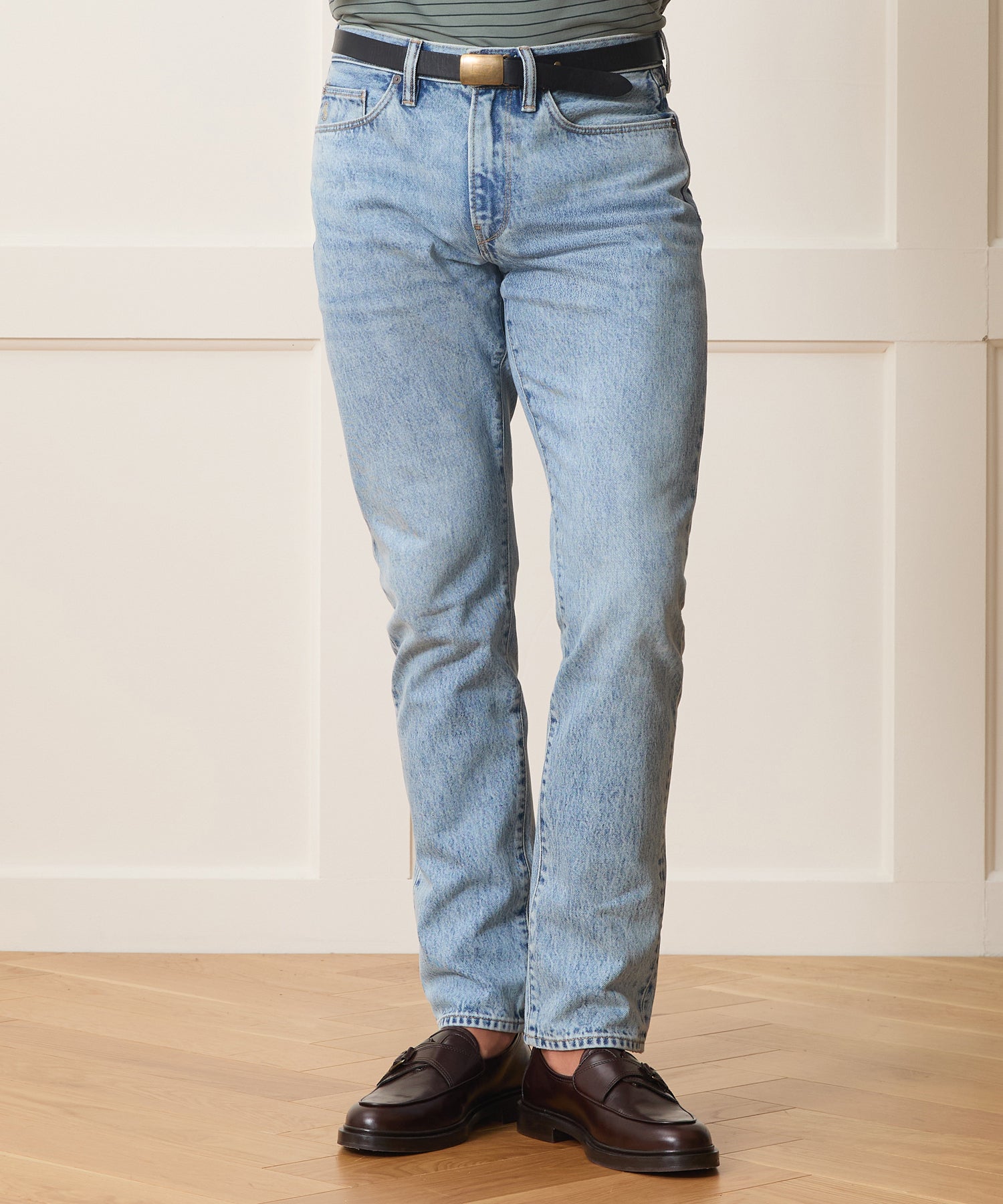 Slim Fit Jean in Washed Blue