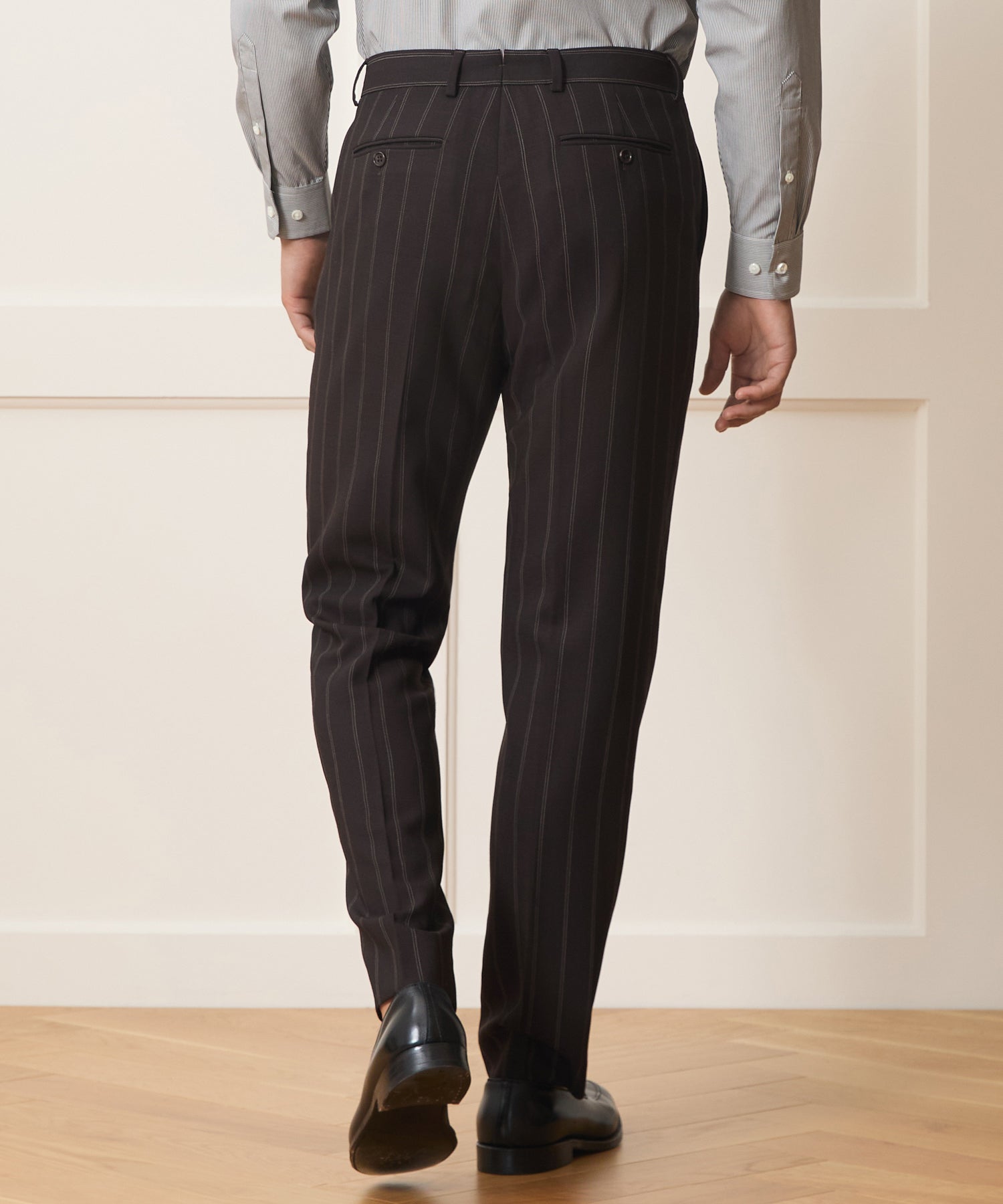 Italian Lightweight Sutton Suit