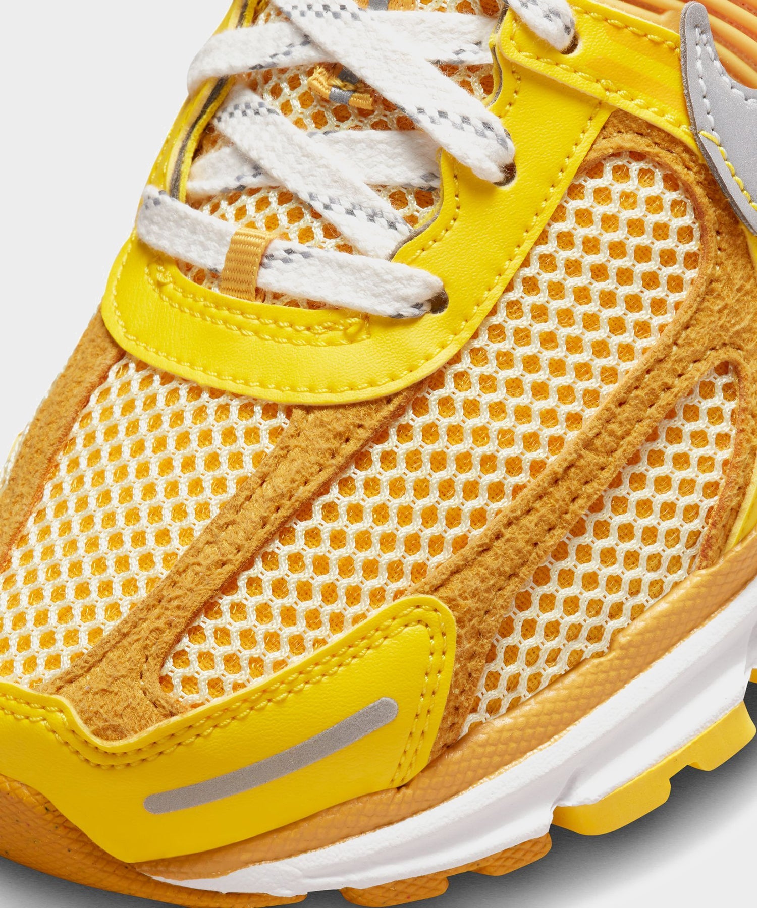 Nike Zoom Vomero 5 Premium Yellow Strike