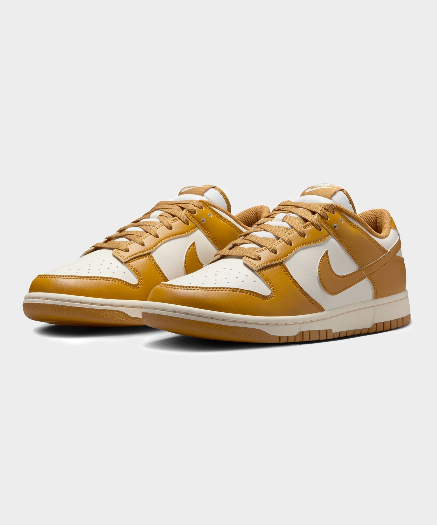 Nike Dunk Low Retro Sneaker