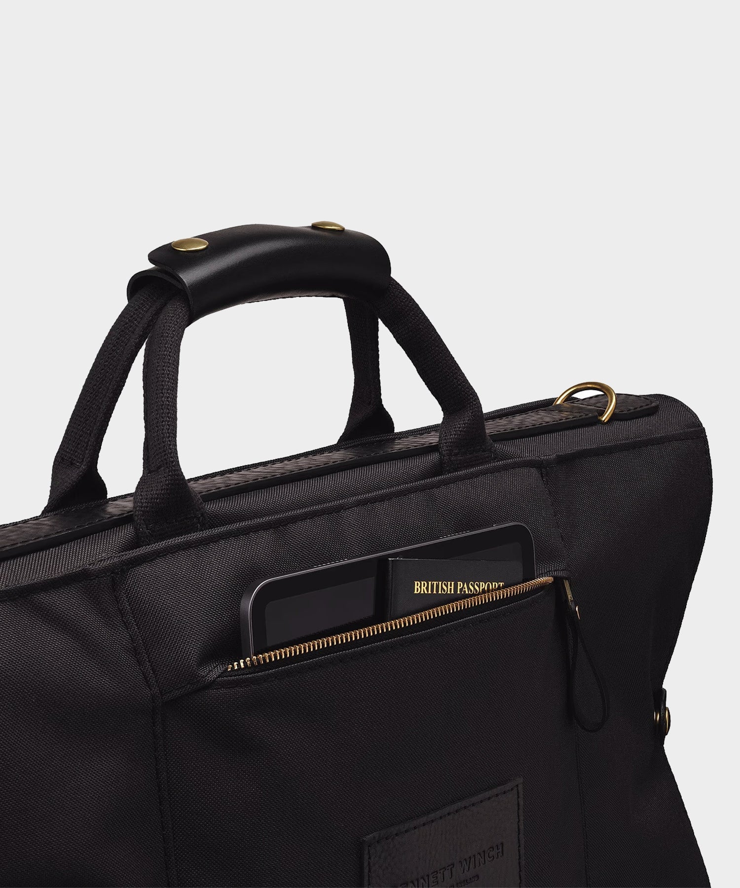Bennett Winch Nylon Trifold Suit Carrier