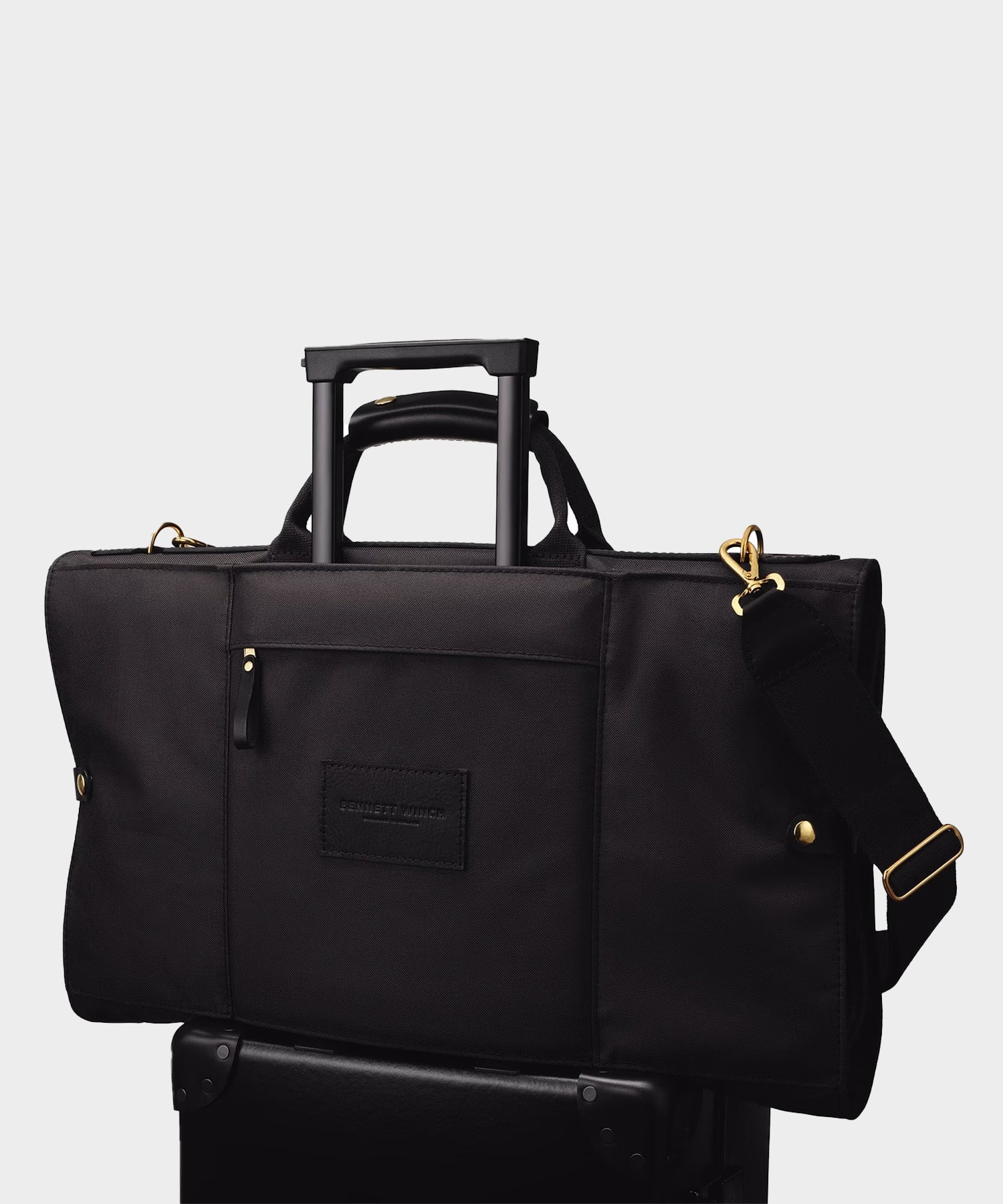 Bennett Winch Nylon Trifold Suit Carrier