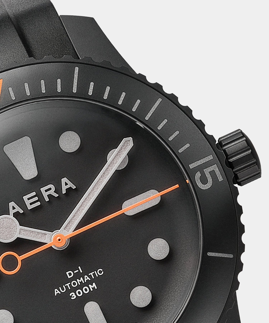 Todd Snyder X AERA D-1 Diver Watch
