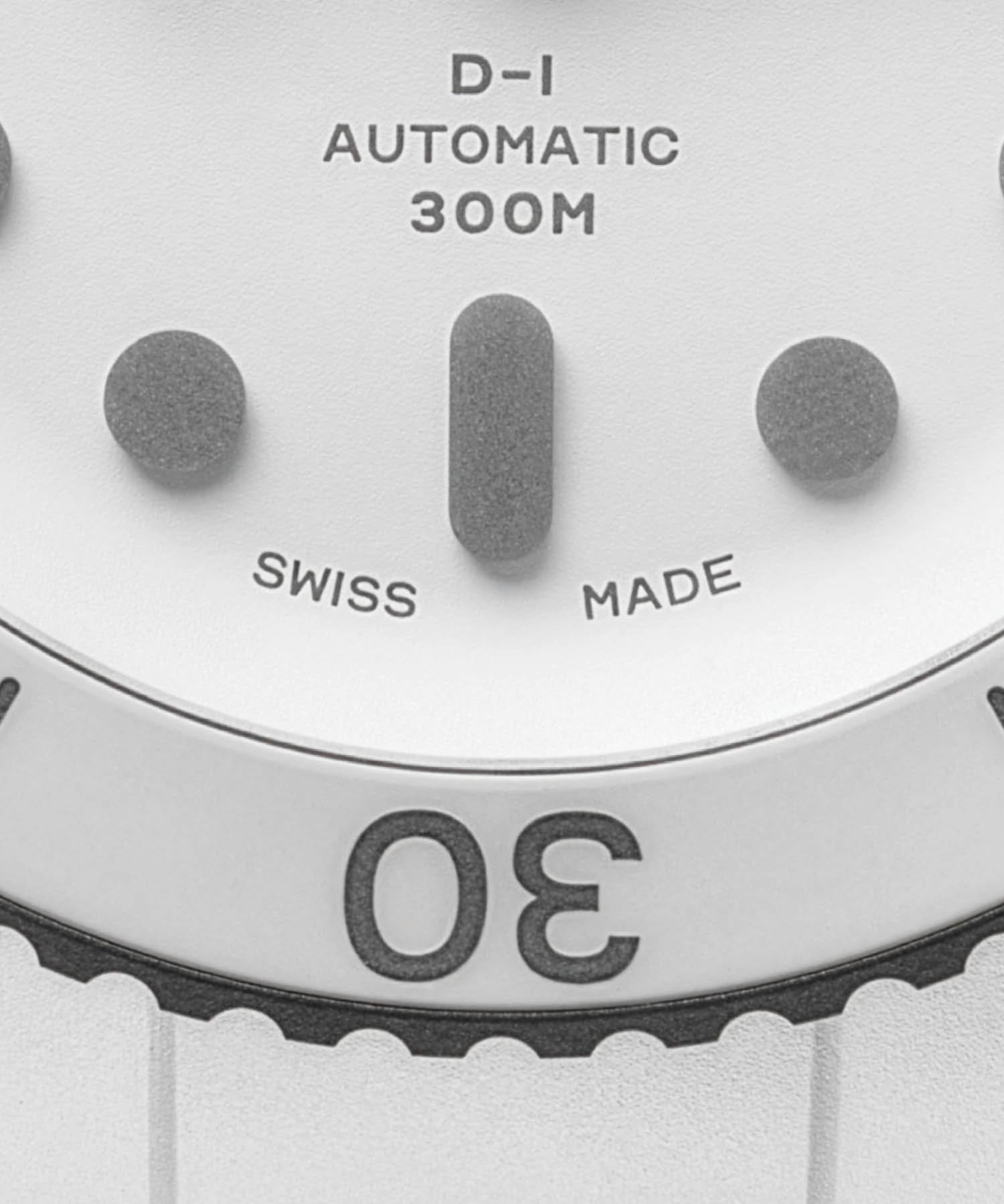 Todd Snyder X AERA D-1 Diver Watch