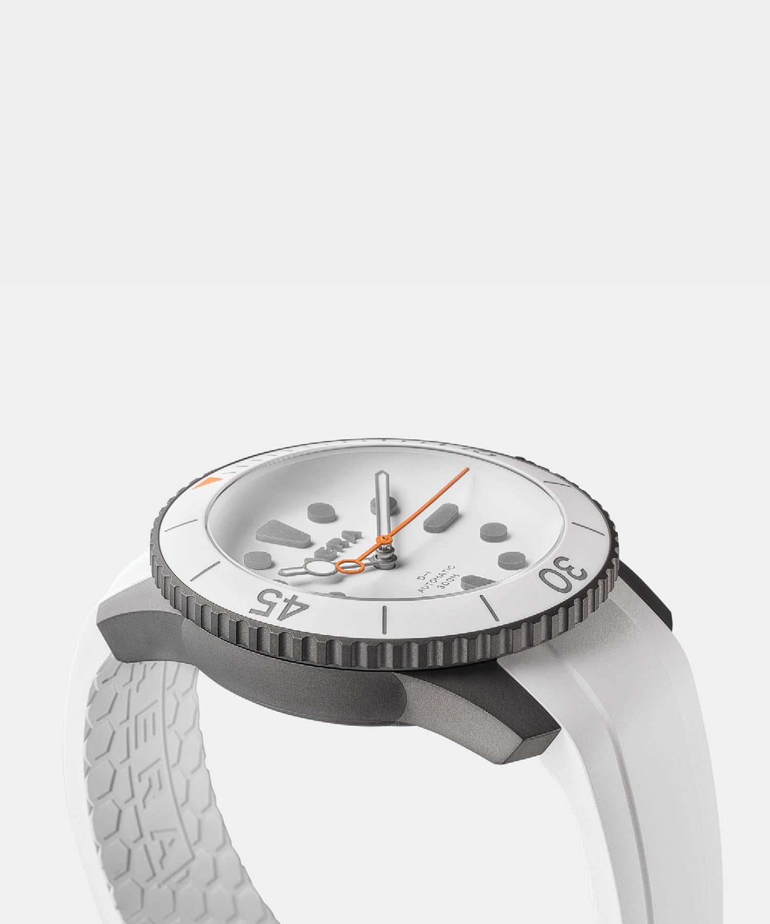 Todd Snyder X AERA D-1 Diver Watch