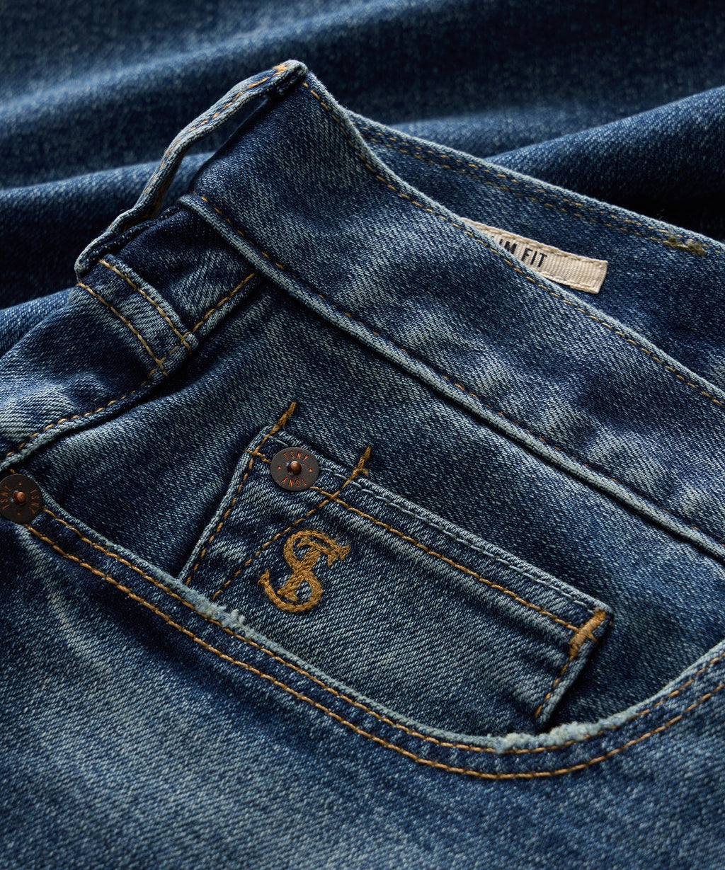High-Rise Slim Stretch Jean in Medium Indigo