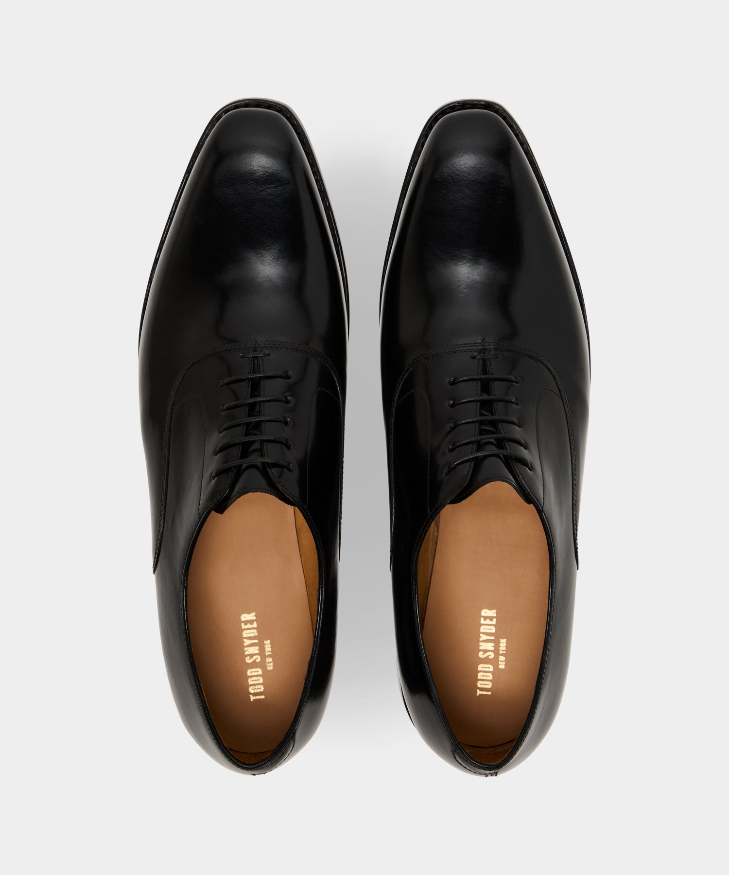 Madison Plain-Toe Oxford Shoe