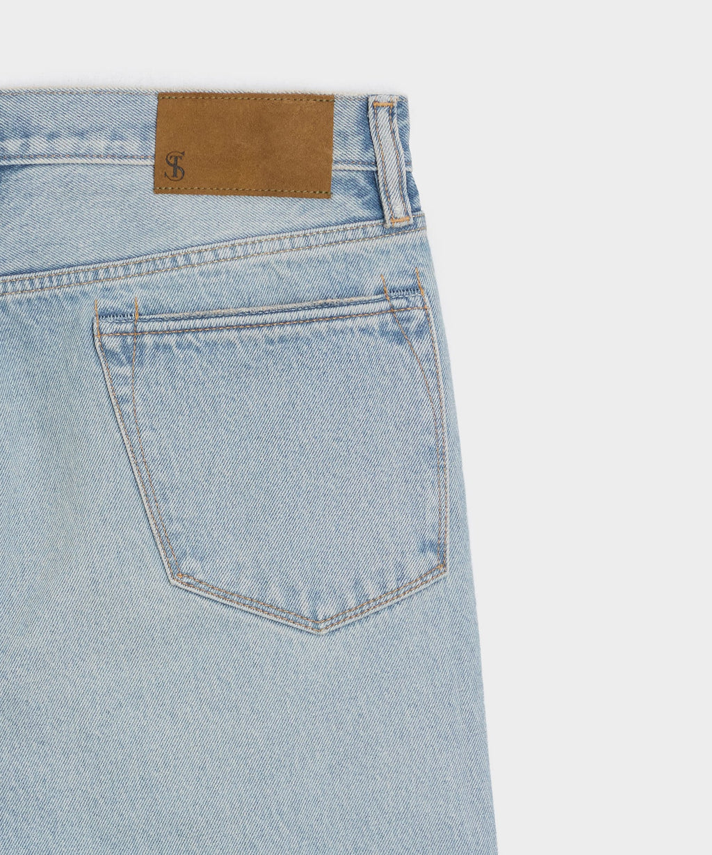 Straight Fit Jean In Bleachout