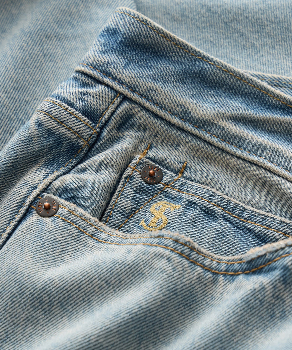Straight Fit Jean In Bleachout