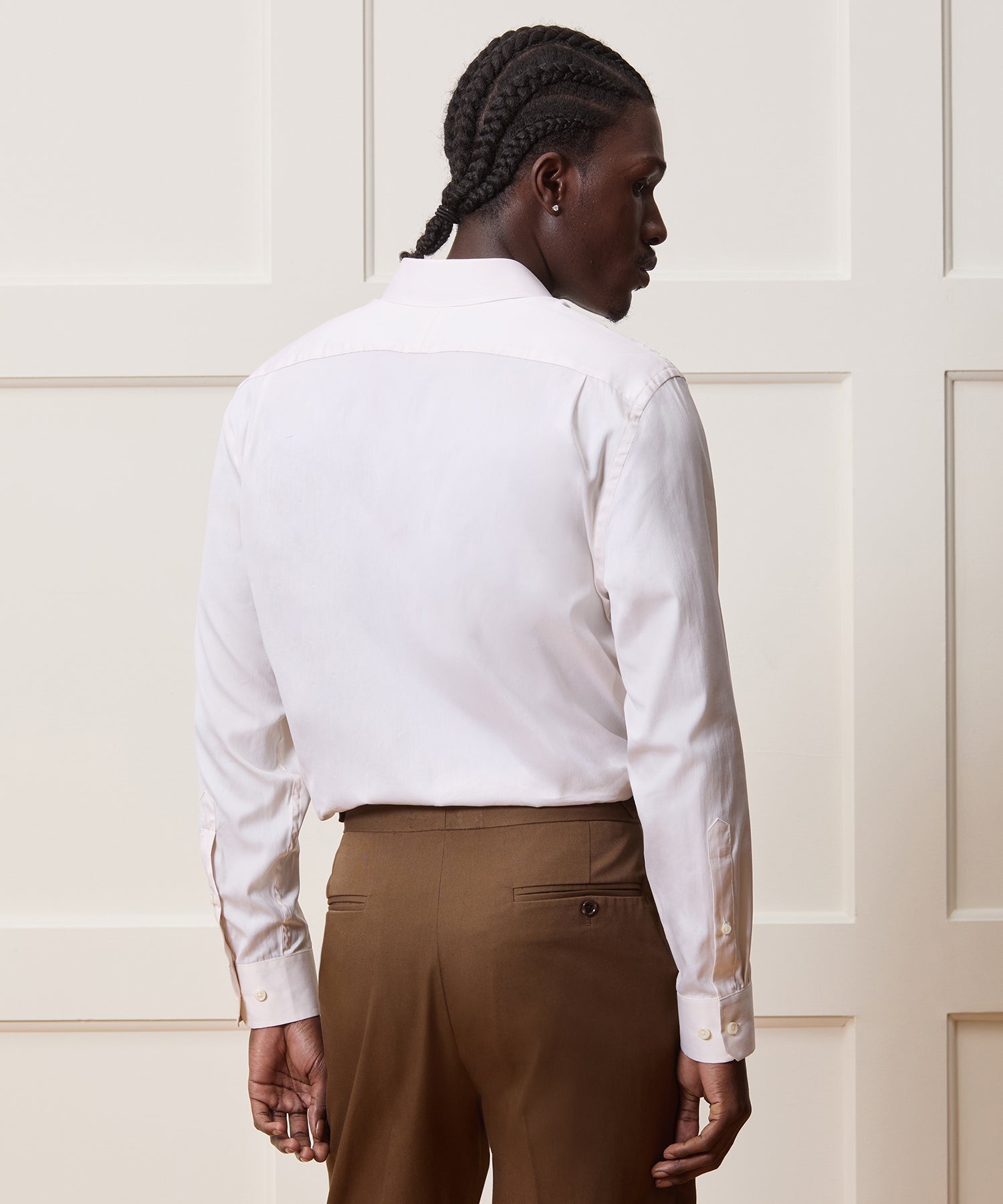 Slim Cotton-Silk Spread Collar Dress Shirt