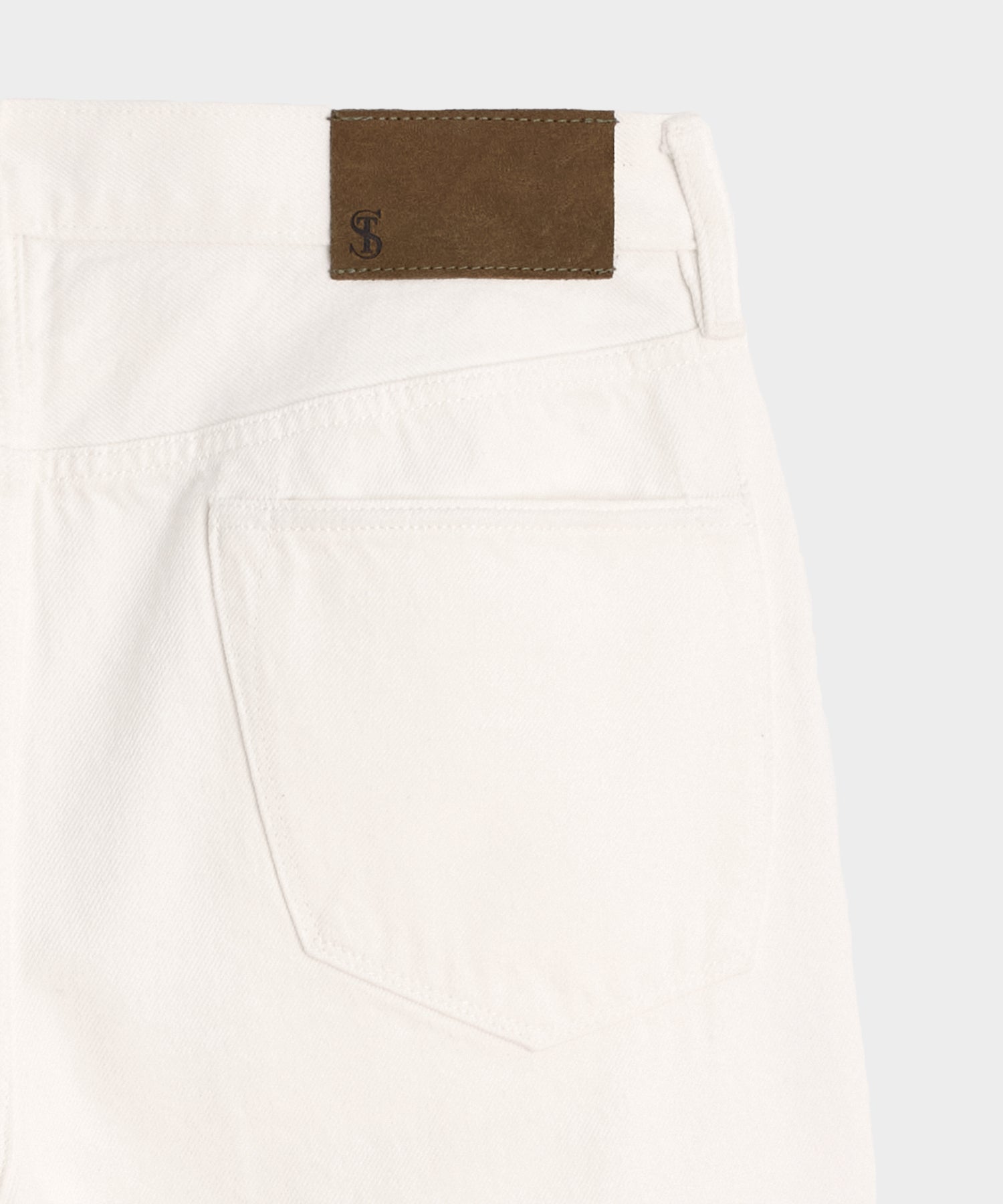 Relaxed Selvedge Jean in Distressed White