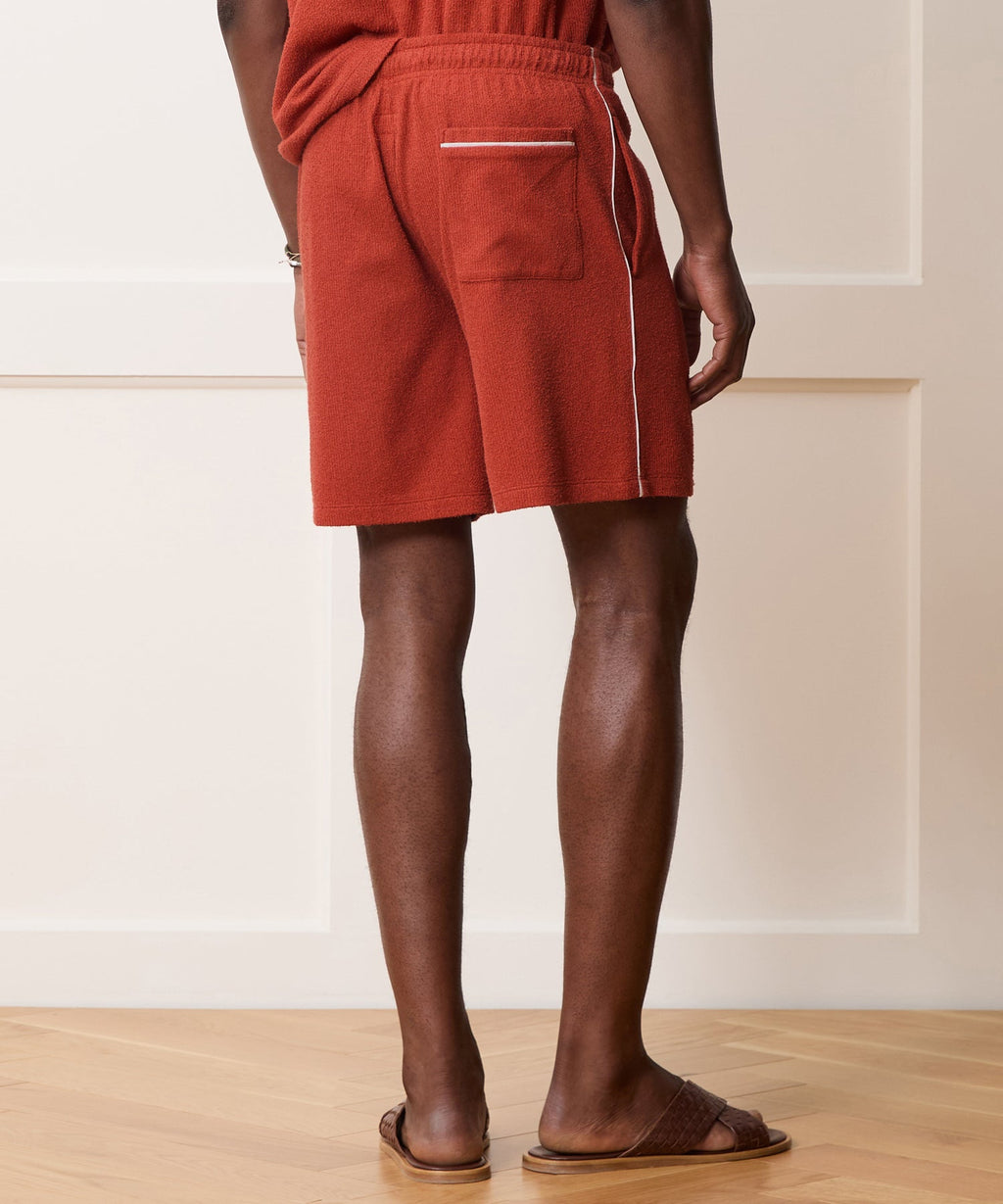 7" Bouclé Short