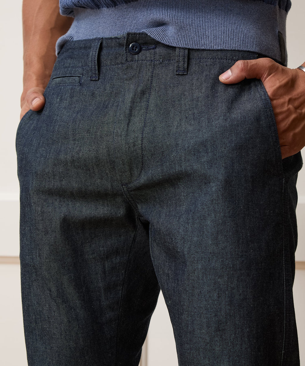 Straight Fit Chambray Favorite Pant