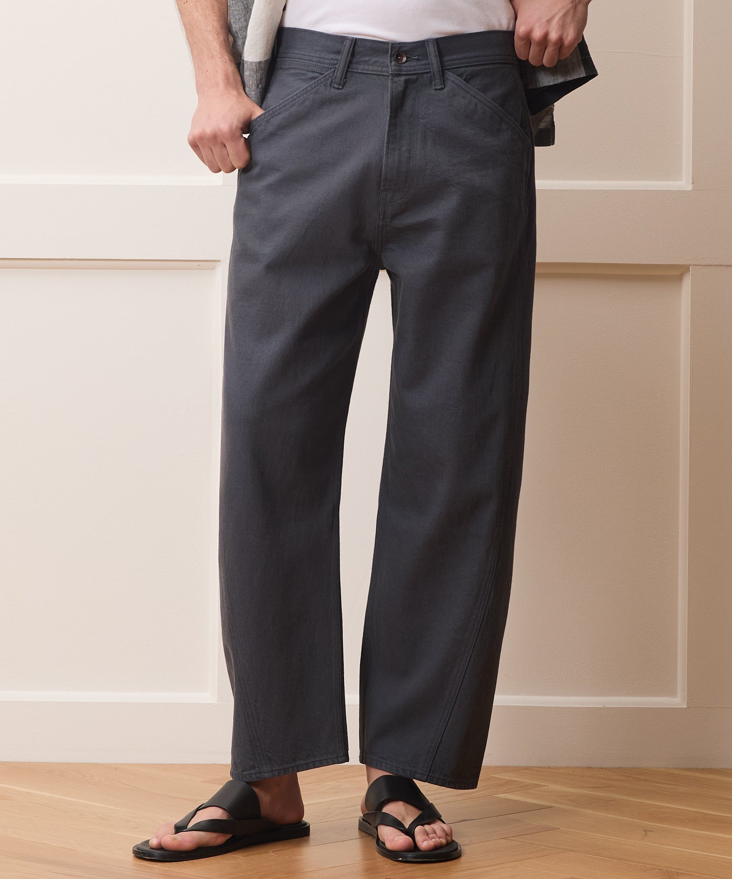 Relaxed Barrel Jean in Granite