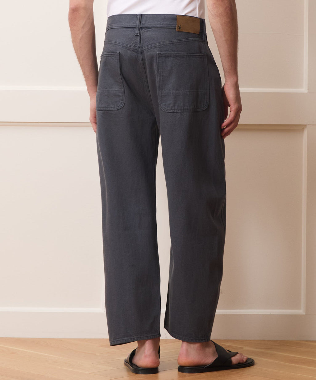 Relaxed Barrel Jean in Granite