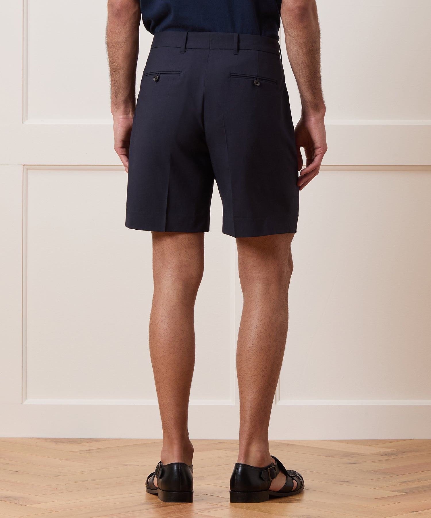 7" Tropical Wool Tab Short