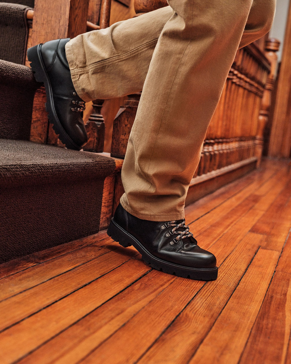 TURBO BLACK LEATHER