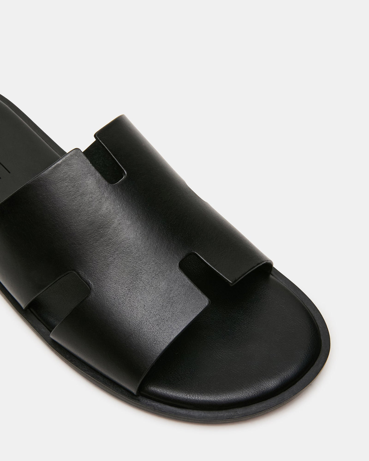 YUSSUF BLACK LEATHER