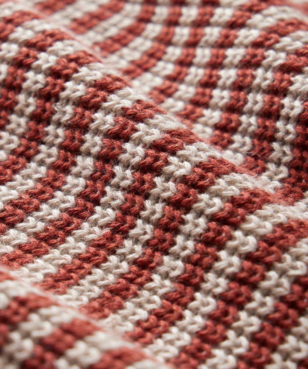 Linen-Cotton Crewneck in Barn Red
