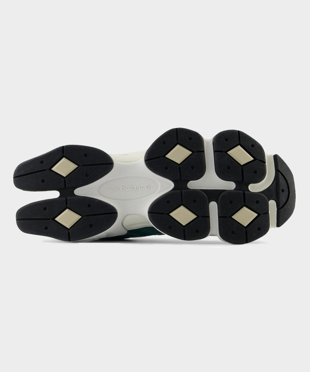 New Balance 9060 Sneaker