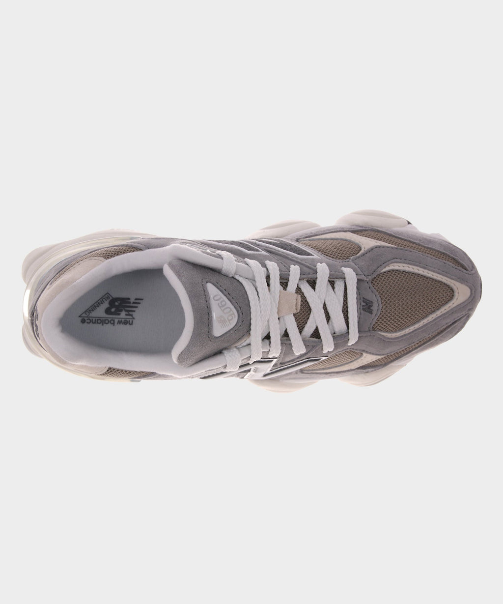 New Balance 9060 Sneaker
