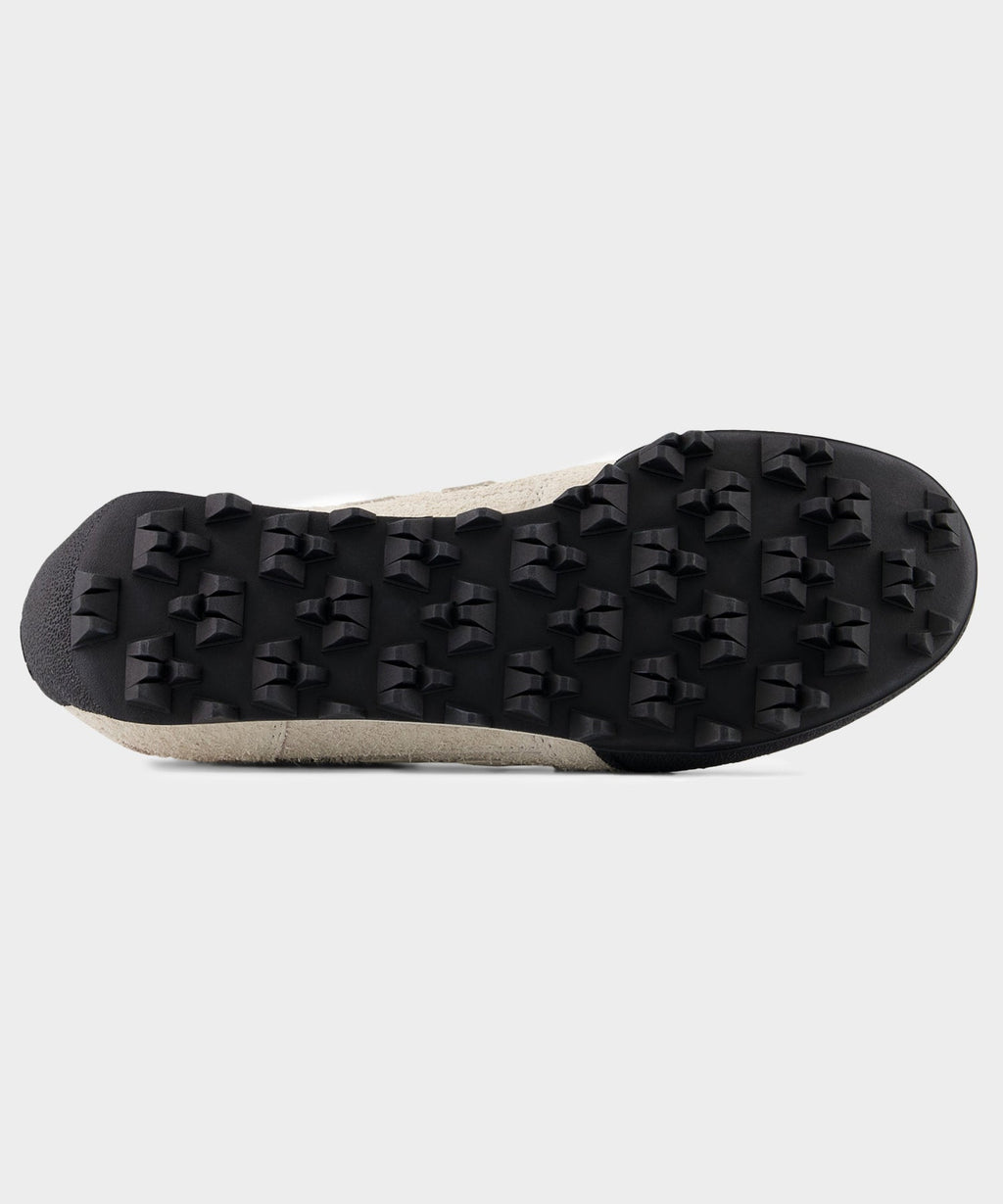 New Balance Gator Run Sneaker