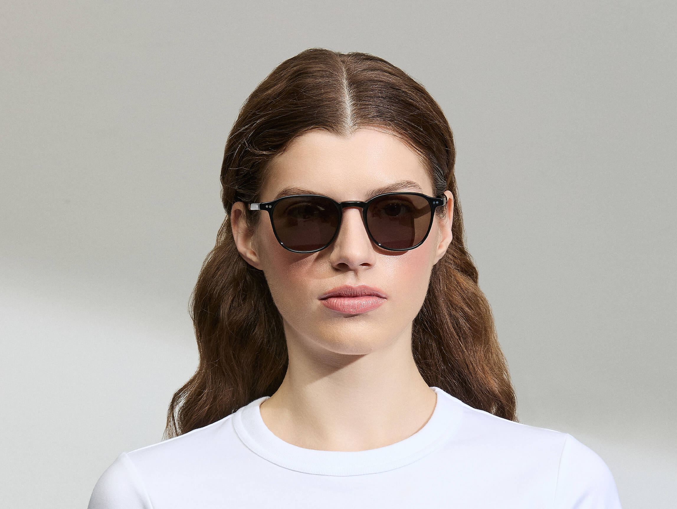 ARTHUR MONOCHROME