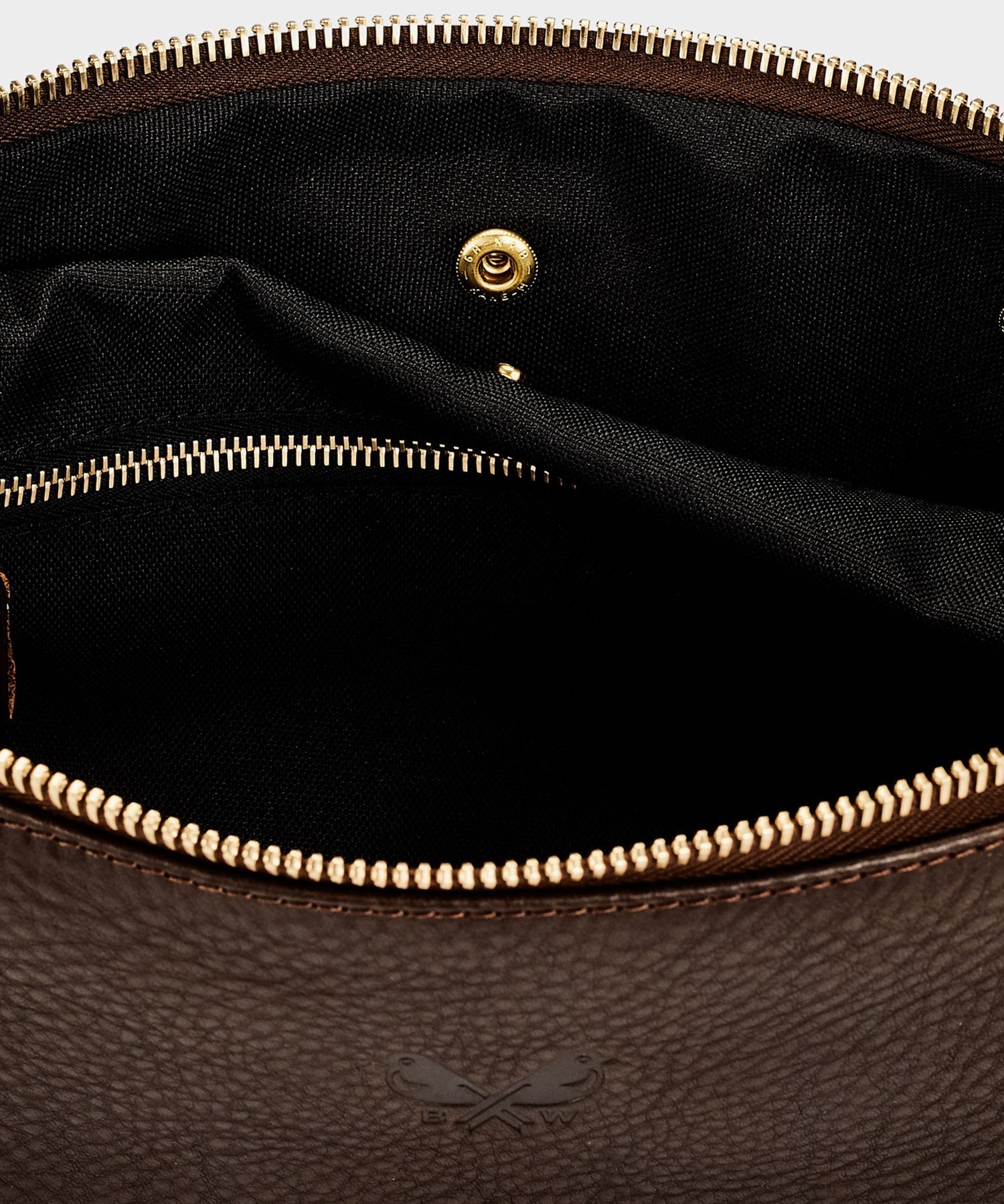 Bennett Winch Leather Washbag