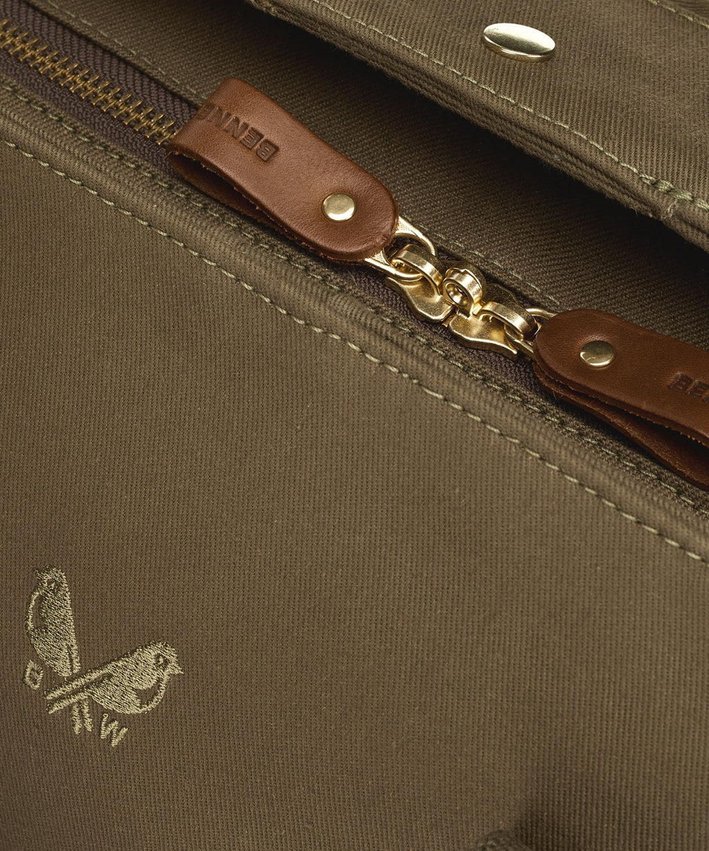 Bennett Winch Canvas Suit Carrier Holdall