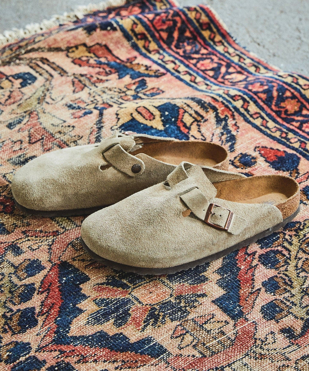 Birkenstock Boston Clog in Taupe
