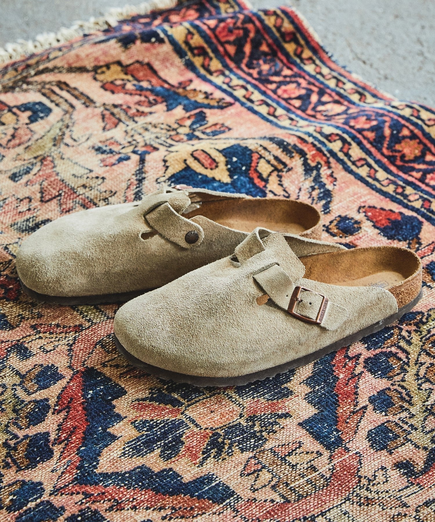 Birkenstock Boston Clog in Taupe