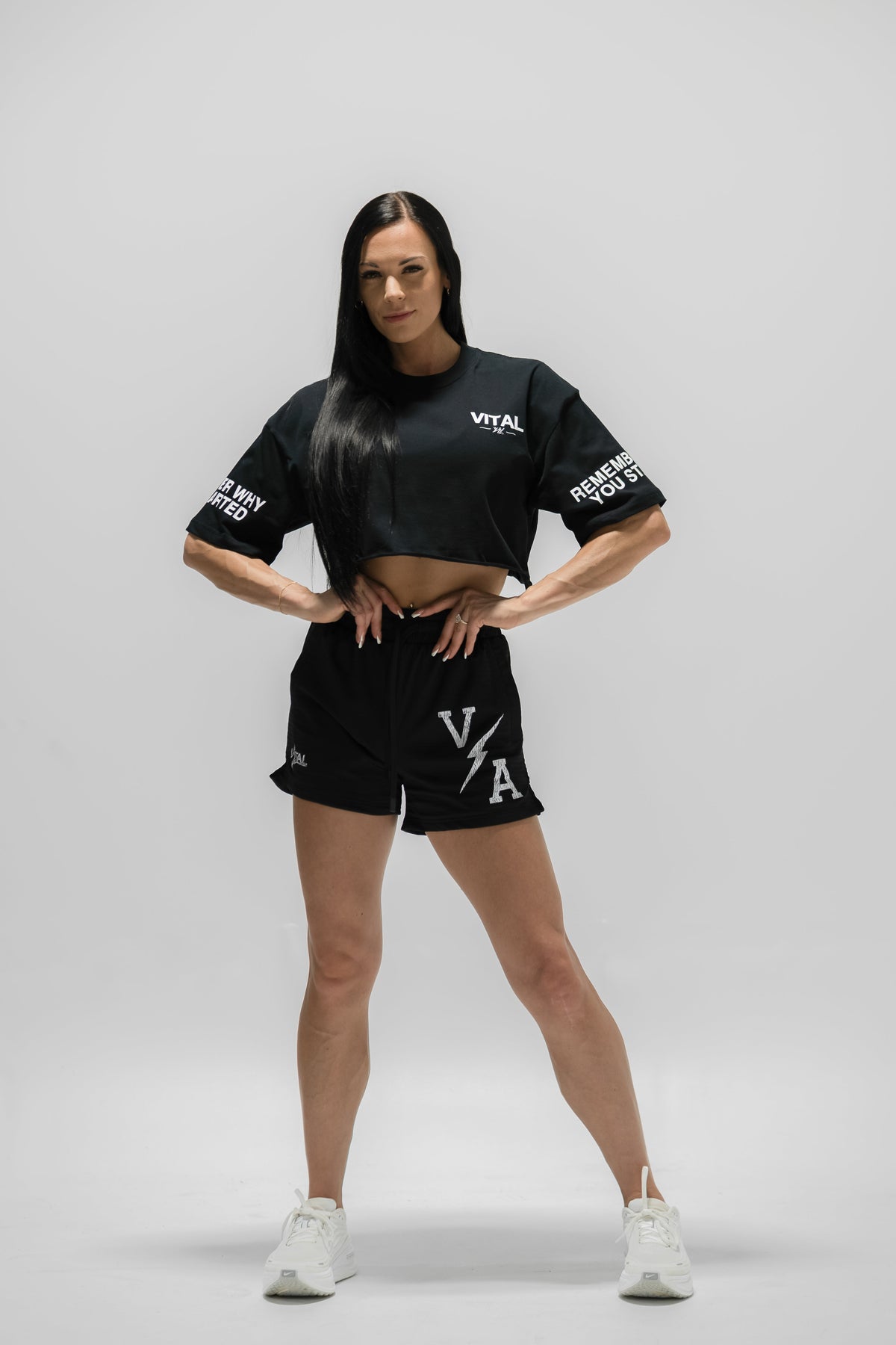 Combat Mesh Shorts 5" - Black/Distressed White