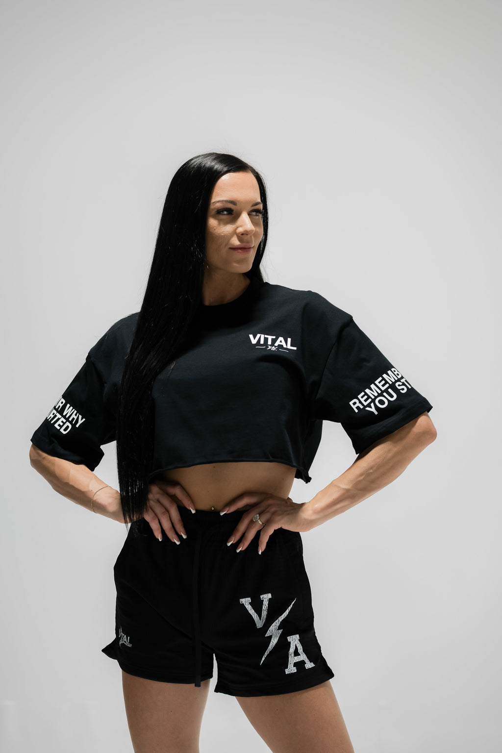 Combat Mesh Shorts 5" - Black/Distressed White