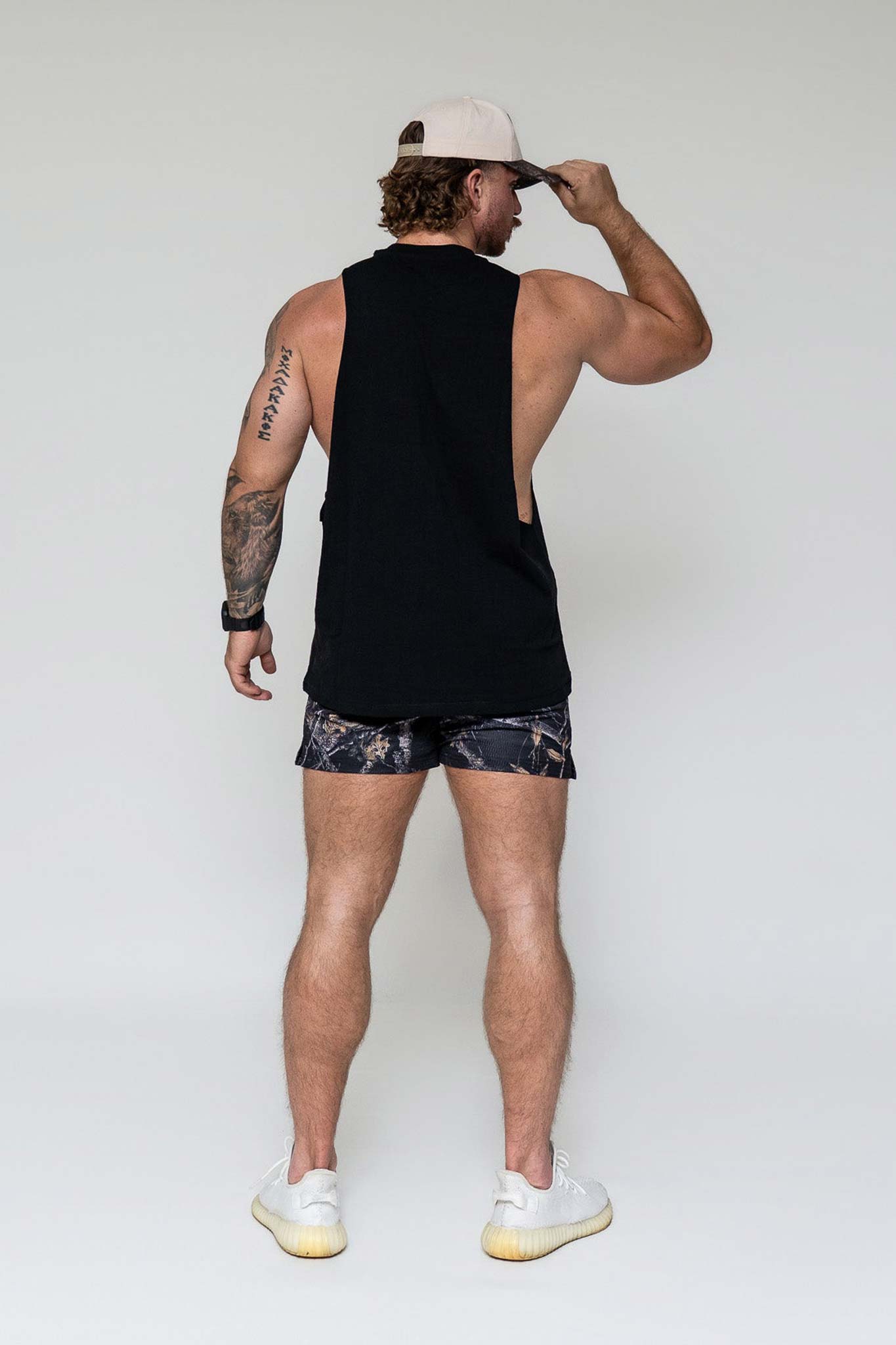 Cut Off Tank - Black/White