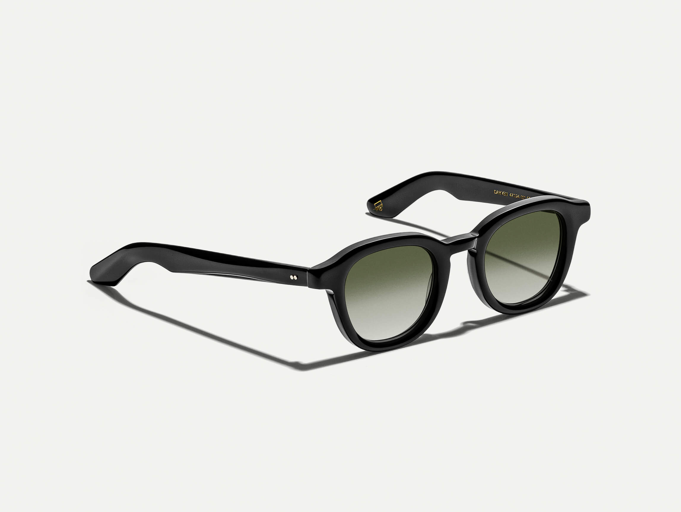 DAHVEN BLACK WITH CUSTOM MADE TINTS™