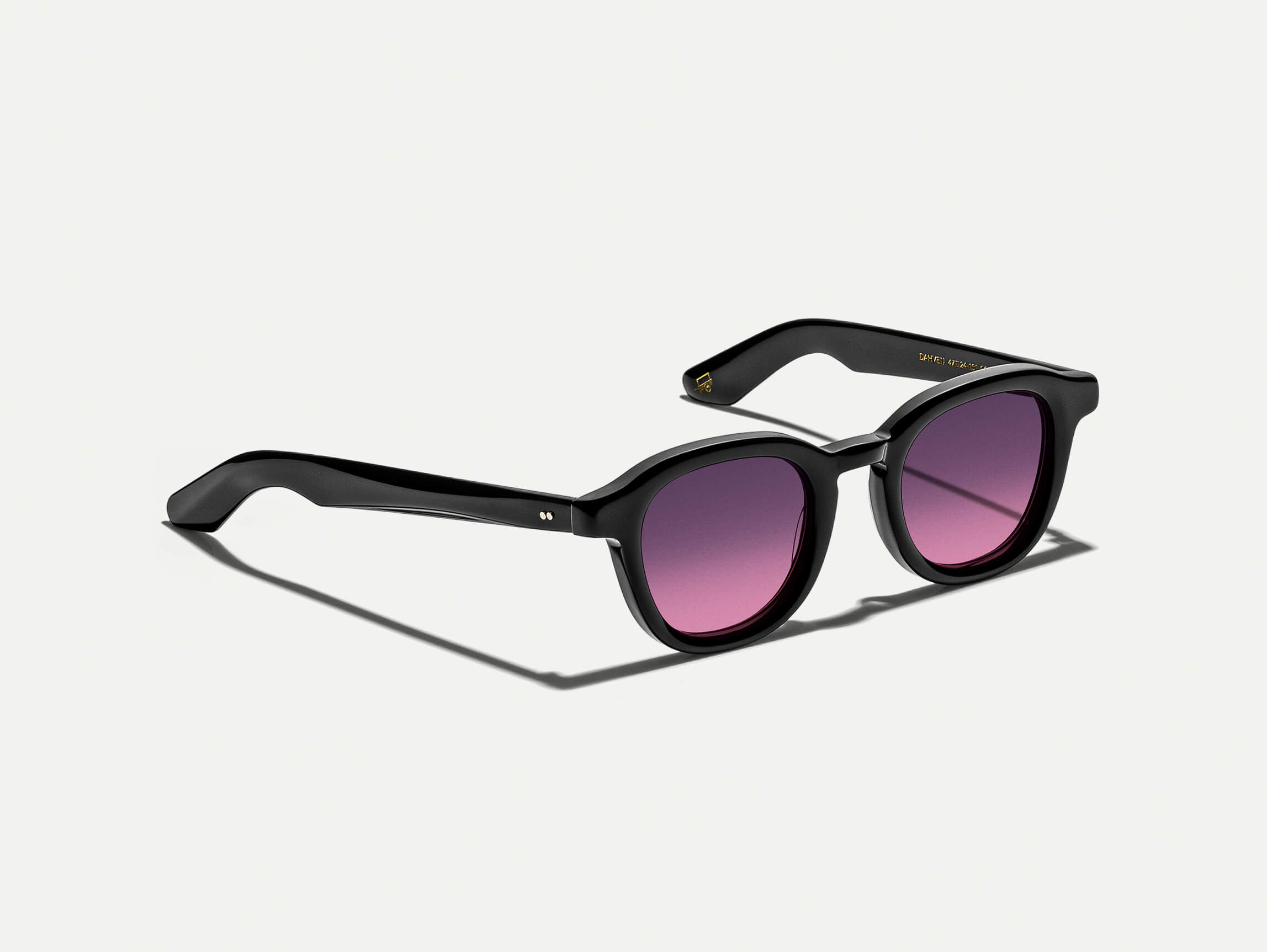 DAHVEN BLACK WITH CUSTOM MADE TINTS™