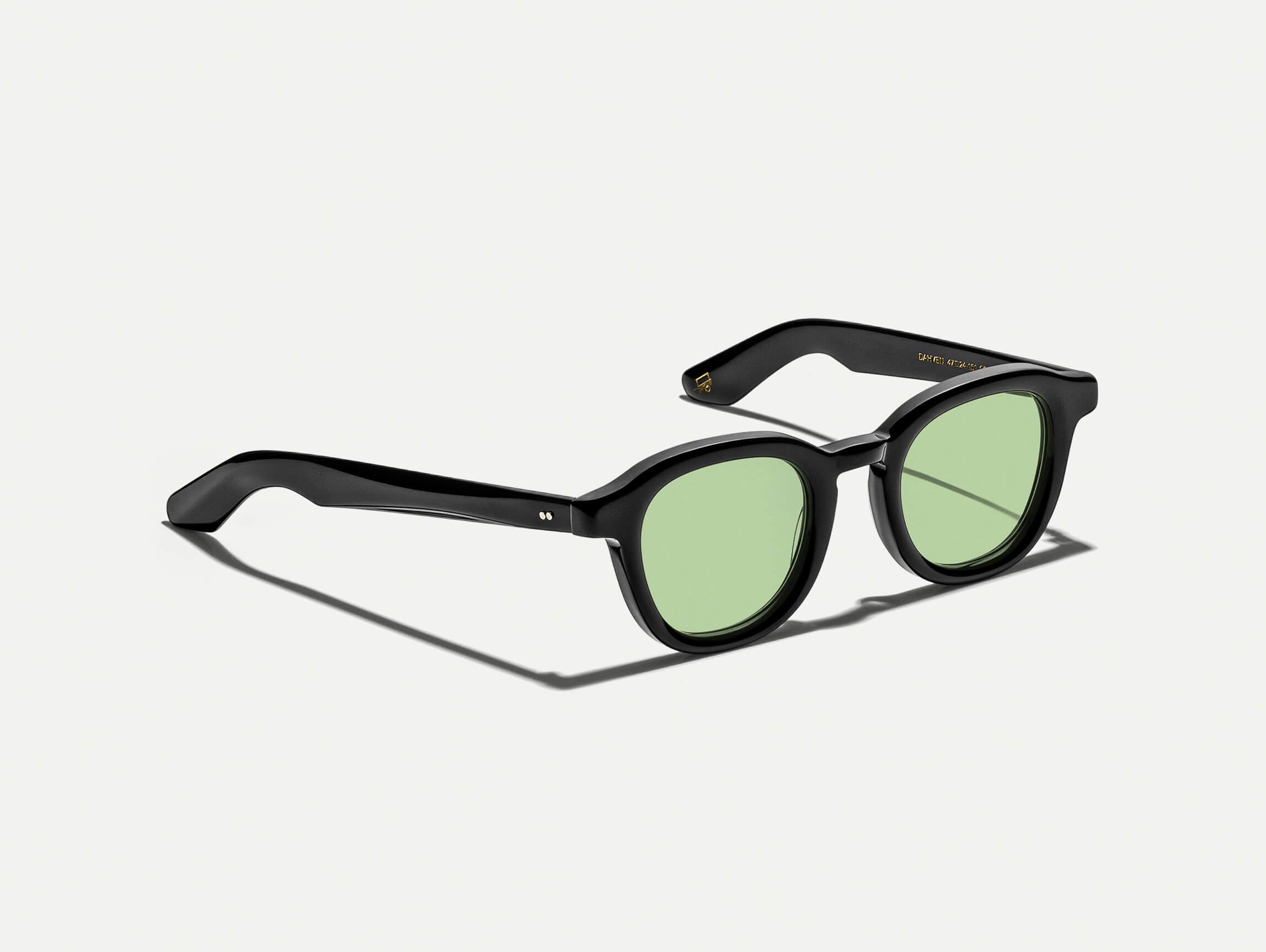 DAHVEN WITH GREEN+