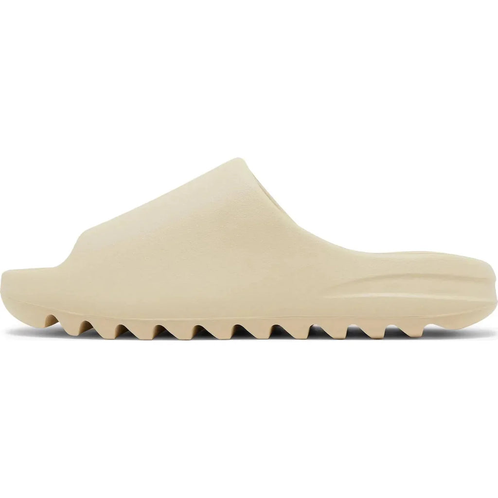 Yeezy Slides “Bone” 2022”